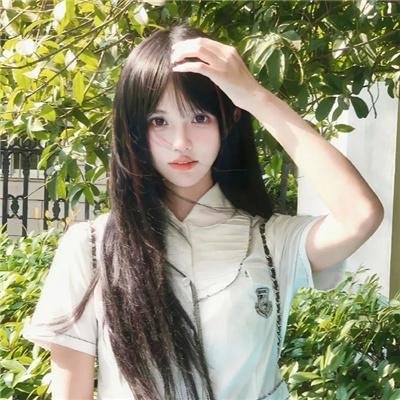 我们中的一个被绊倒
